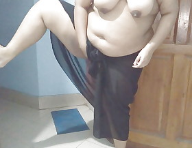 Saudi maid with big tits milks exclusively in acreage - Arabian lickerish 35 year old big soul & Ass ID card & cum in foreign lands