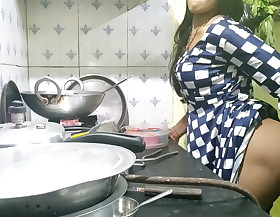 Indian bhabhi cooking in kitchen coupled with fucking brother-in-law