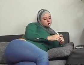 Anal Muslim spliced tries a cock cigarette