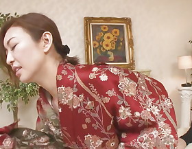 Mature Mom in Kimono Bathes and Has Making love with Male Boarder