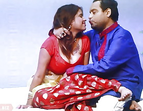 Hot and Pulchritudinous Indian Girlfriend Having Romantic Sex With Girlfriend