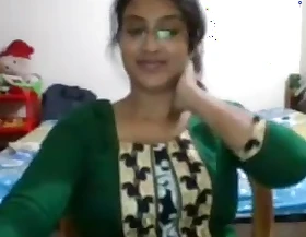 Desi babe showing on cam