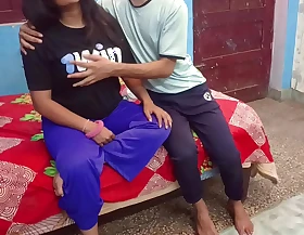 Nokar ki proceeds na deni pade isliye malkin ne fuking kar li. Big boobs indian video Hindi chudai