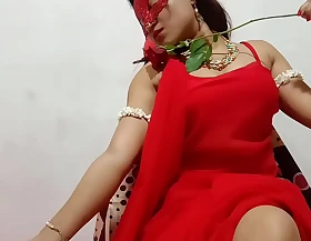 Best Horny Bhabhi From Indian Origin In Overheated Sari Celebrating Anniversary Showing Heavy Desi Boobs