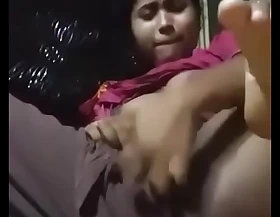 Indian young unfocused fingering