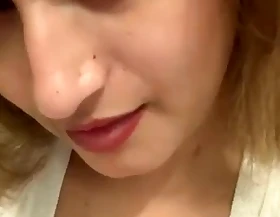 Hot Soul Girlfriend Exposing Brobdingnagian Tits Cleave to People