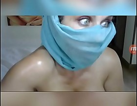 Randy arab muslim sexy woman stroking milking anal