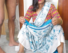 Stepsister quick fucked first time in Saree by her naked Step brother, She got Spunk fountain on her Hairy Pussy.