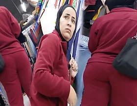 Bedouin arbic virago with a great ass