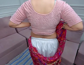 Stepmom Facial- Desi haryanvi stepmom gets cum on face(facial) by her stepson when that babe were in periods.