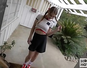 Schoolgirl meets yon with a guy onlline